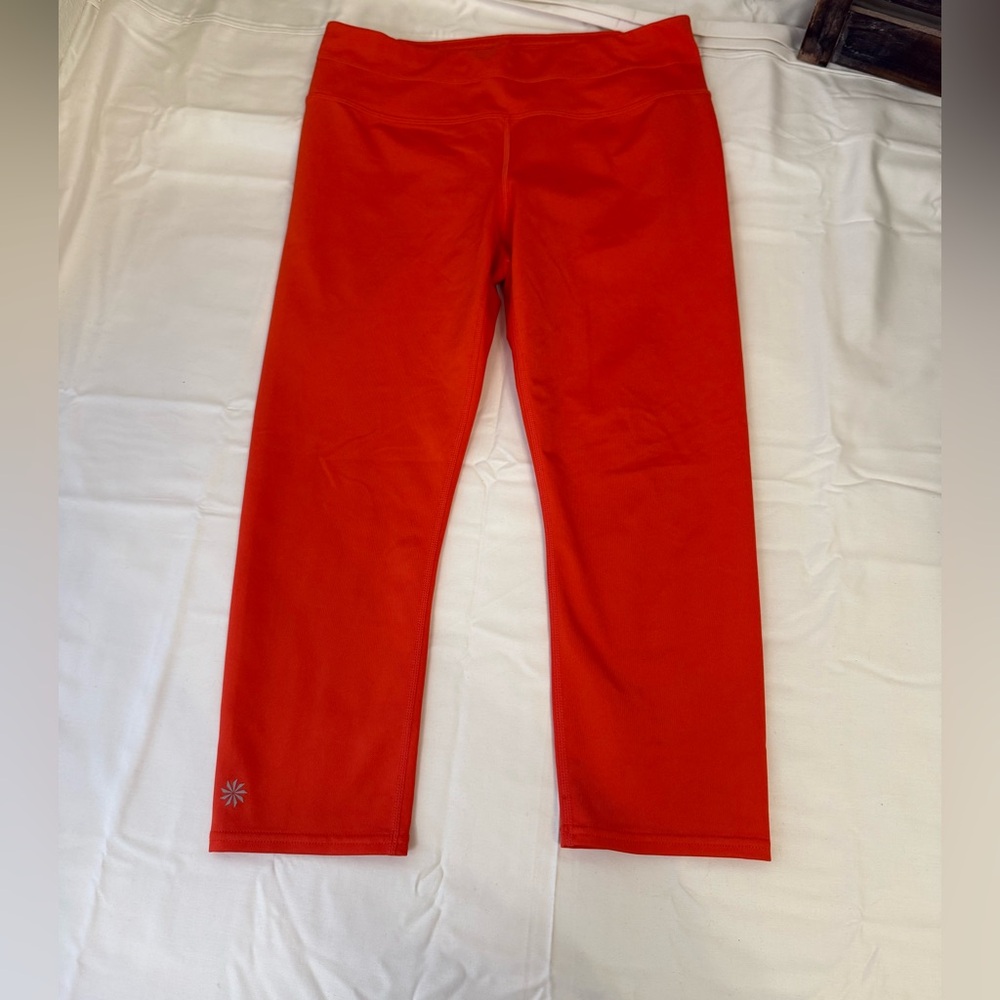 Athleta capri athletic leggings size medium